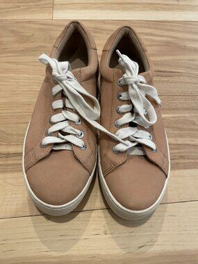 J/Slides Hippie Blush Platform Sneaker size 6